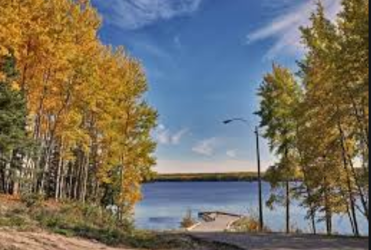 Camping municipal et plage Ville de LebelsurQuévillon